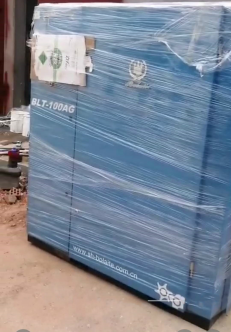 睿寂行螺桿空壓機(jī)到達(dá)客戶現(xiàn)場